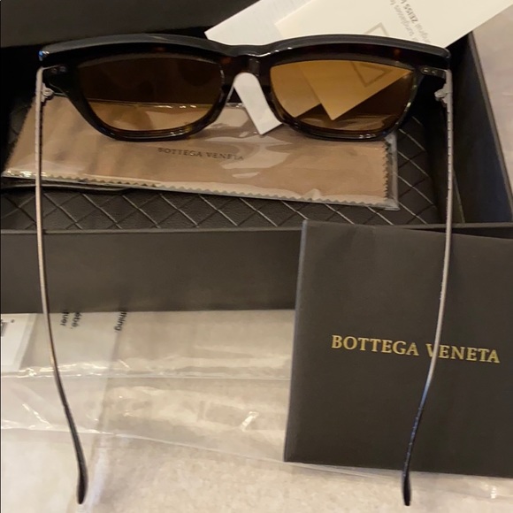 Authentic BNWT Bottega Veneta Avana Sunglasses main image 5